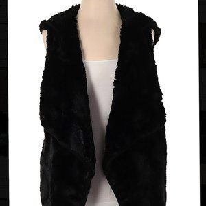 Jack by BB Dakota faux fur black hooded vest